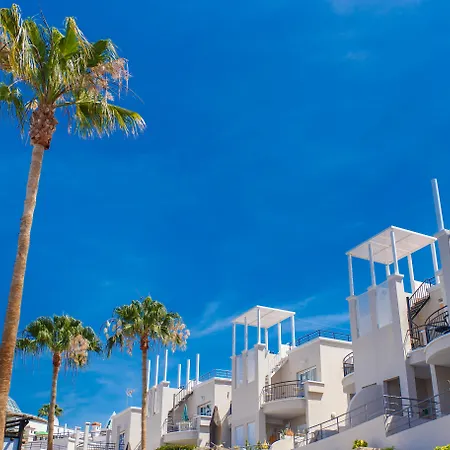 Ξενοδοχείο Olivos 3*